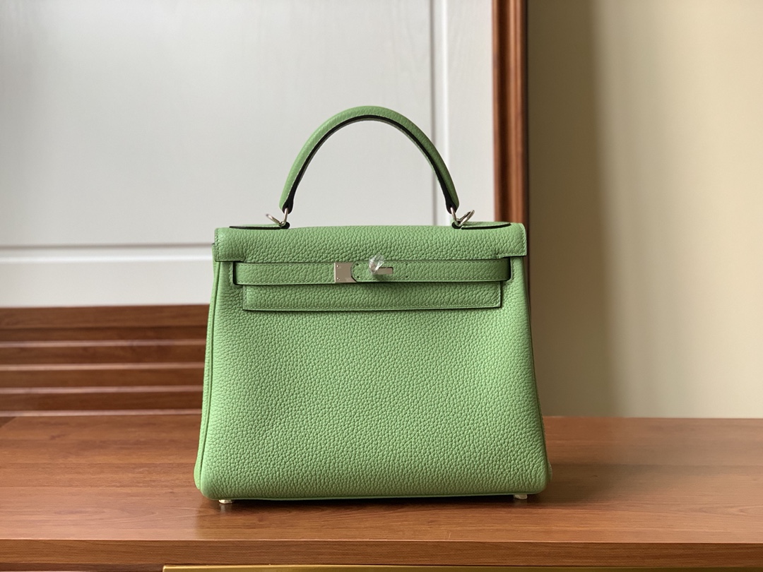 

Full Hand Wax Thread High-quality Customized Classic Women's Leather Lychee Grain Leather Bag Hot Bread lady bag, Black