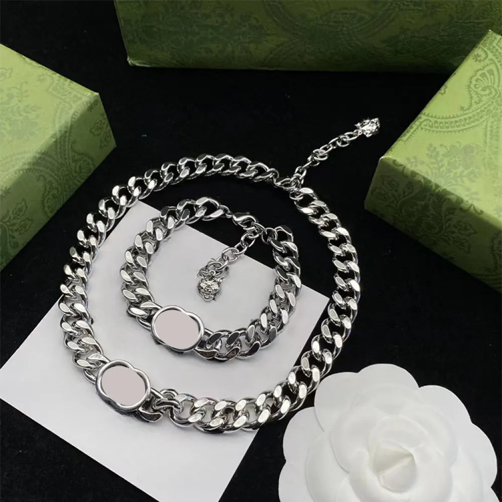 

Womens Pendant Necklace Set Designer Chains Bracelets Mens Silver Necklaces Jewelry Tiger Bracelet Stainless Steel Fashion Necklaces G Bracelet 237102D