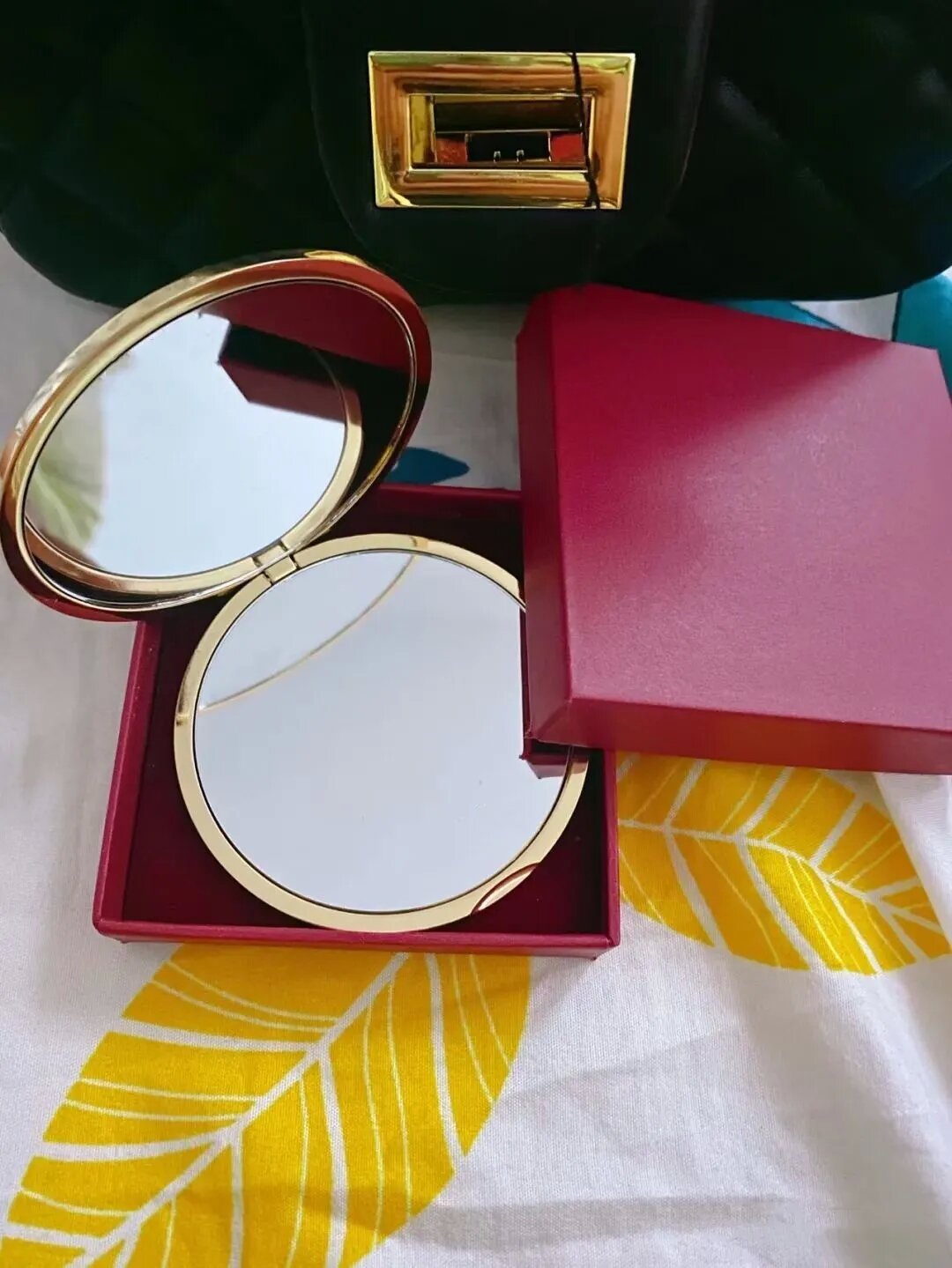 Luxury Gold Travel Makeup Mirror Compact Stainless Steel Metal Pocket Vanity Mirror 2 Sided Women Portable Folding Mirror Gift free shipping-image-937004717
