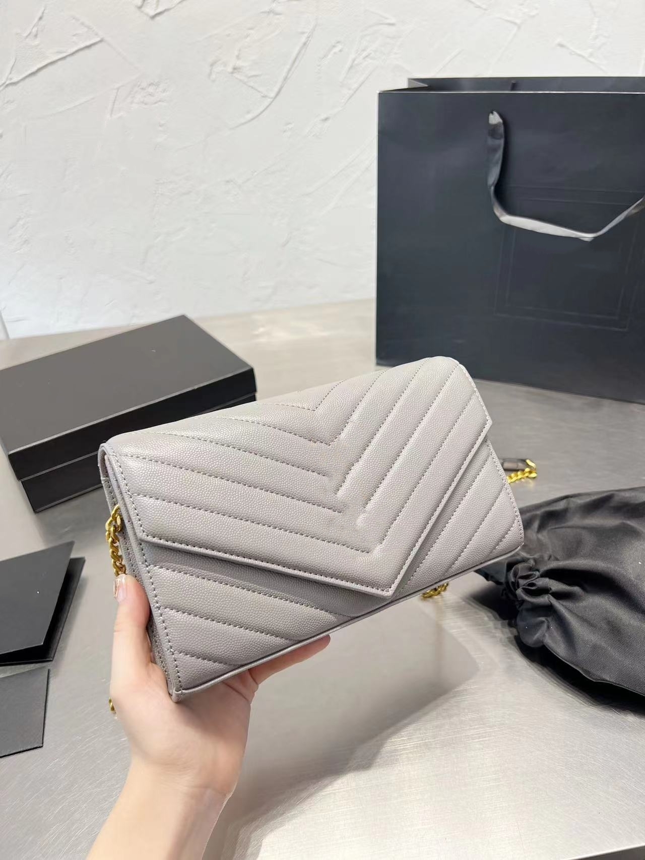 

Fashion luxury ysle handbag designer bag Luxury bag new smooth leather fashion classic wallet square travel handbags metal sign shoulder clutch bag luxurys handbag