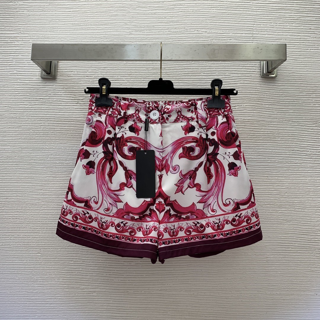 

Women's Shorts Luxury Designer Shorts 2023 New Mayolika Vintage Print Button Front Side Pocket Wide Leg Shorts, Multi