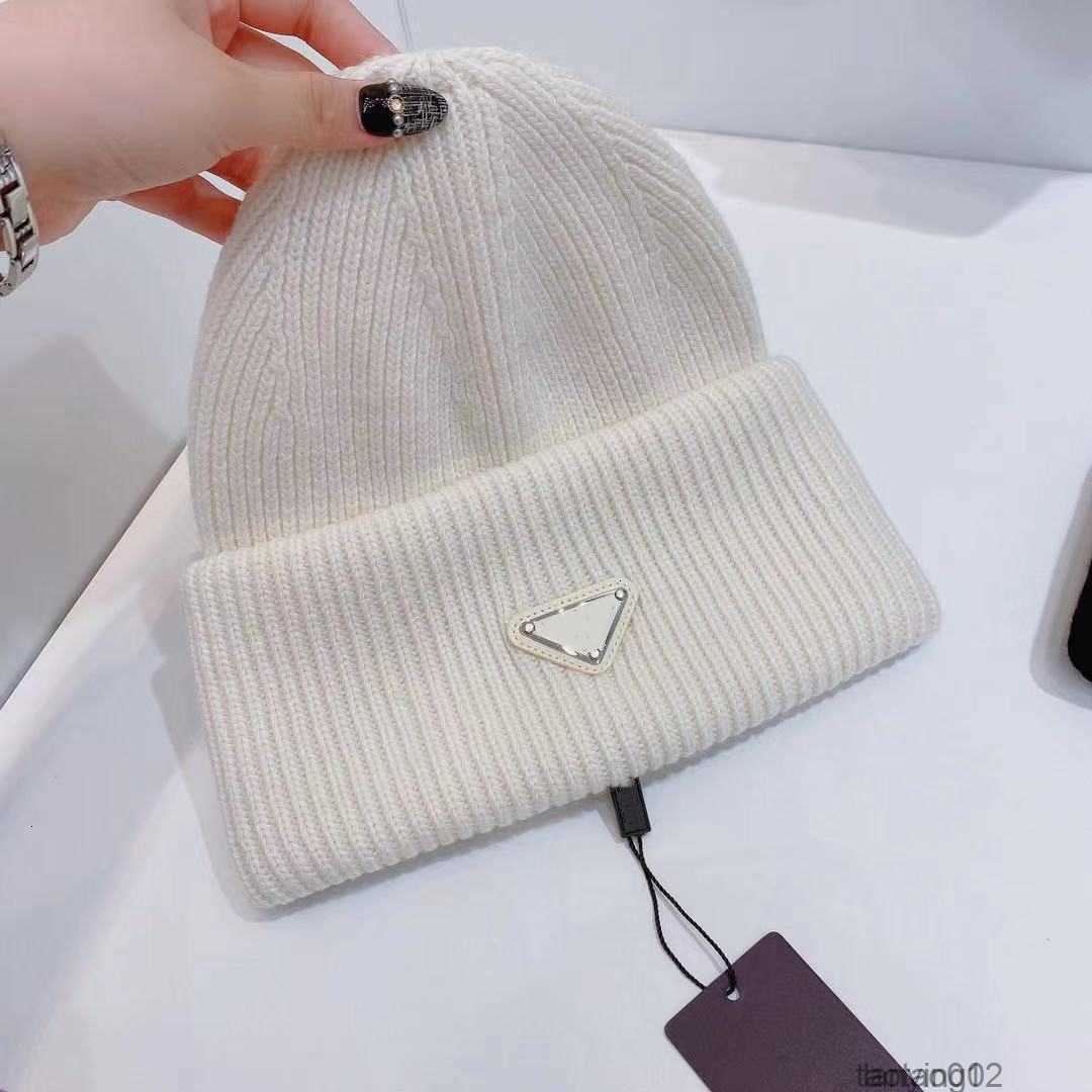 

Ball Caps Luxury Beanies Designer Winter Bean Men and Women Fashion Design Knit Hats Fall Woolen Cap Letter Jacquard Unisex Warm Skull Hat6kuo48oc, Same as photos