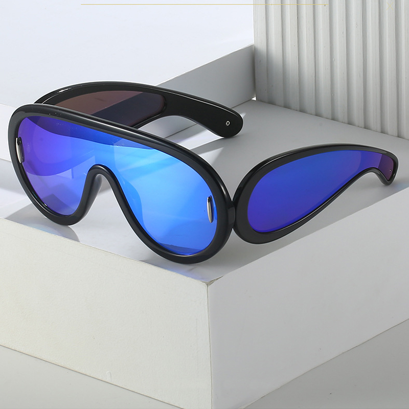 

Polarized Sunglasses For Men One Piece Personalized Large Frame Riding Sports Driving Sunglasses Anti Ultraviolet Sunshade Glasses Protection Women Sunglasses