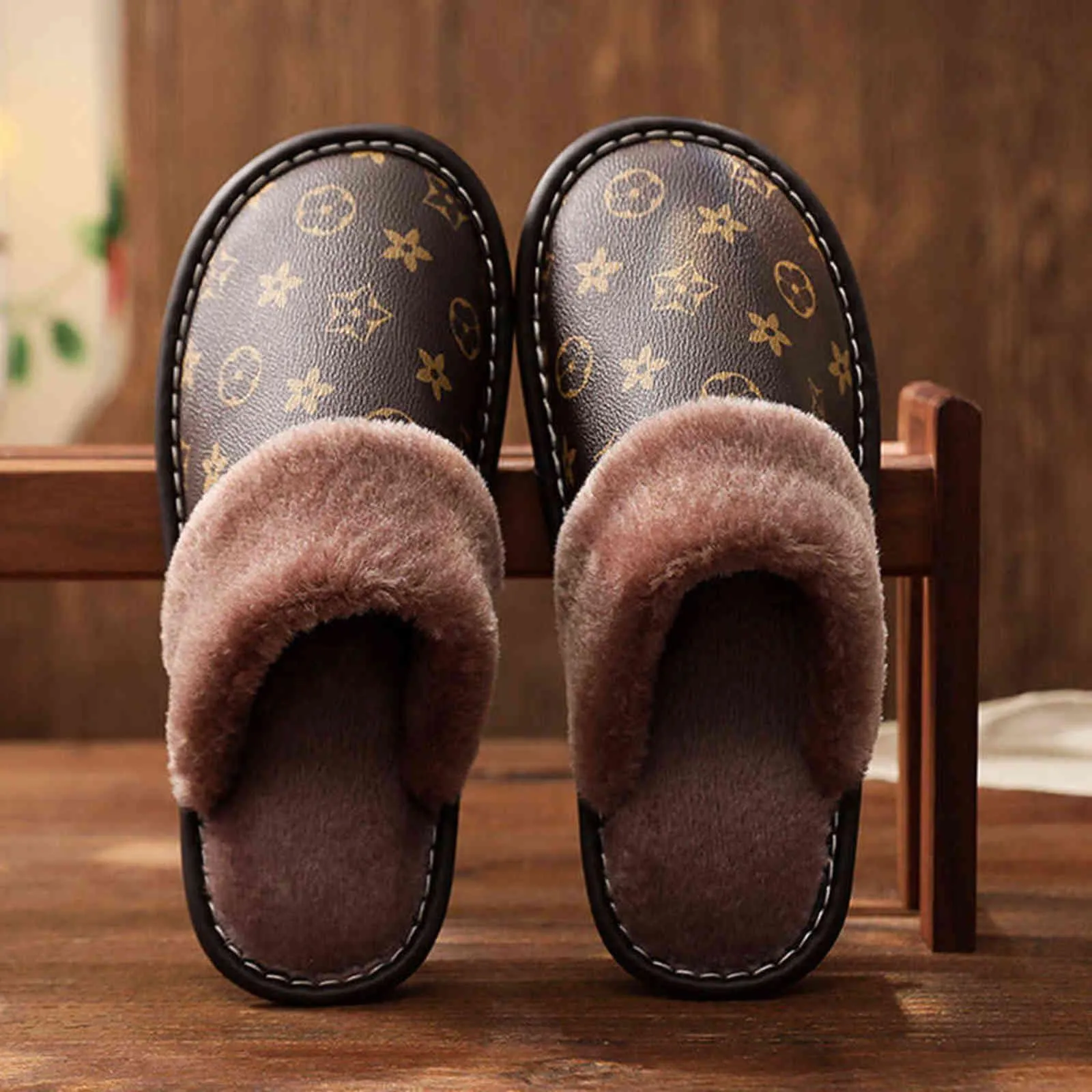 

Unisex Pu Leather Slippers Printed Plush Cotton Slipper Women Indoor House Shoes Flat Cozy Home Slippers Winter Warm Flip Flops
