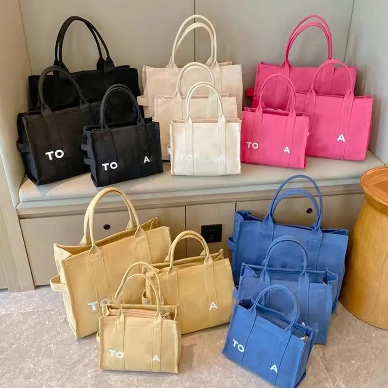 

The tote bag Designer bags tote Women Casual Canvas Fashion Shoulder bag Luxury Crossbody bag 2023 New Fashionable Practical Large Capacity LOGO Shopping Handbag, Brand box