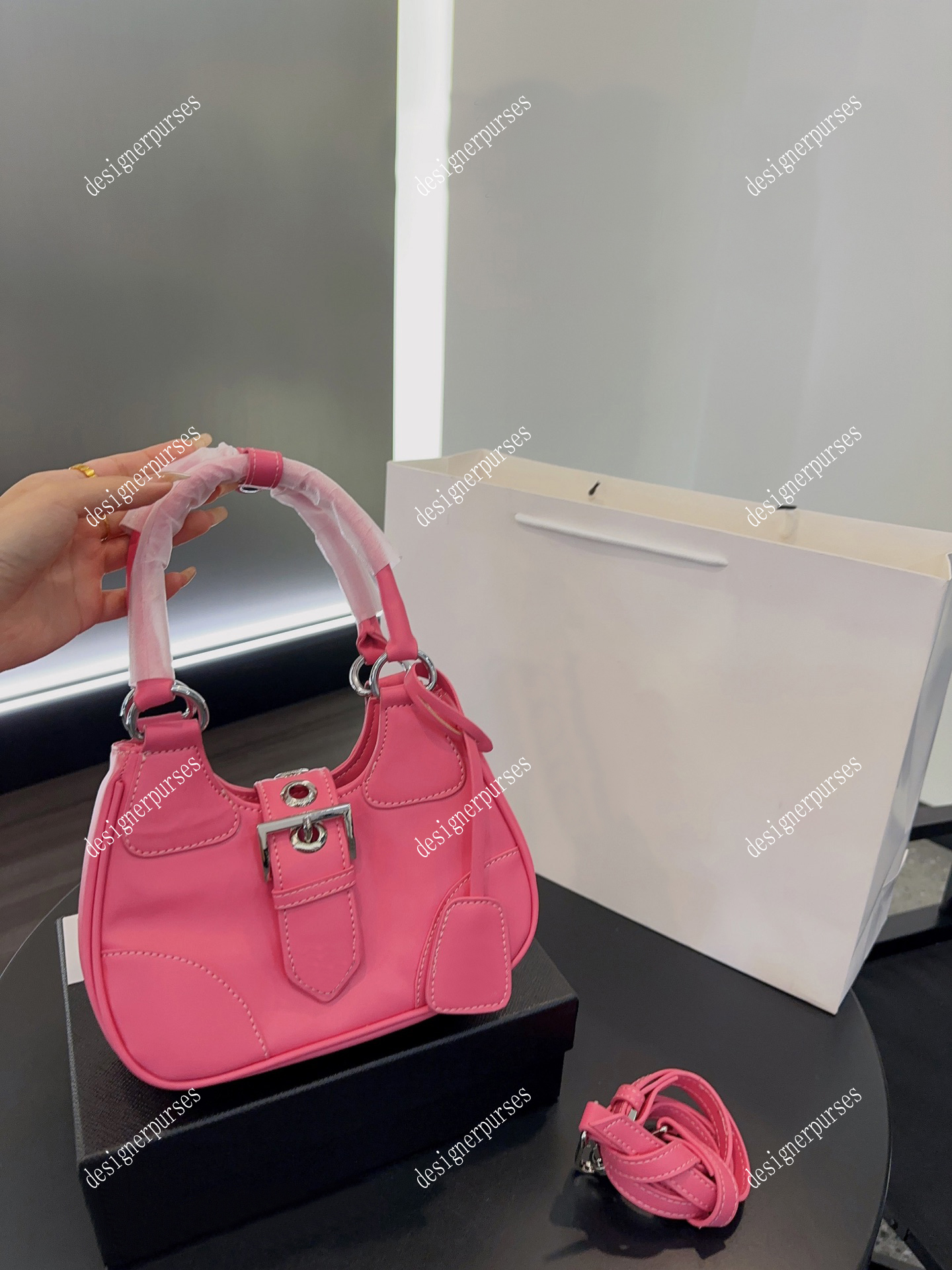 TZ Femmes Designer Totes Hobo Sacs à bandoulière Sacs fourre-tout Crescent Sac demi-lune Sacs à main en cuir souple Mode de luxe Sac à main intem