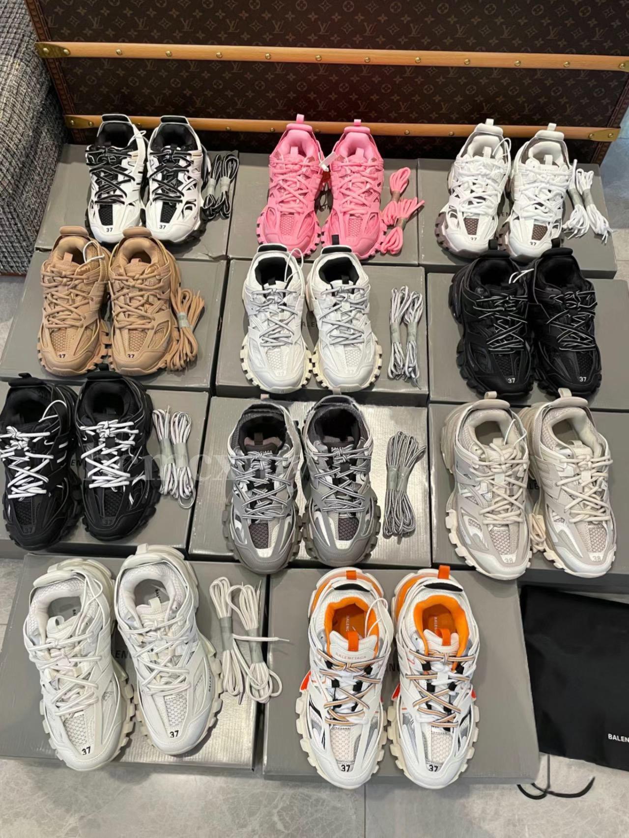 

Track 3 3.0 Sneakers for Men Women Casual Shoes Designer Luxury Brand Tracks Triple White Black Tess.S. Gomma Leather Trainer Nylon Printed Platform Trainers Runners, #11