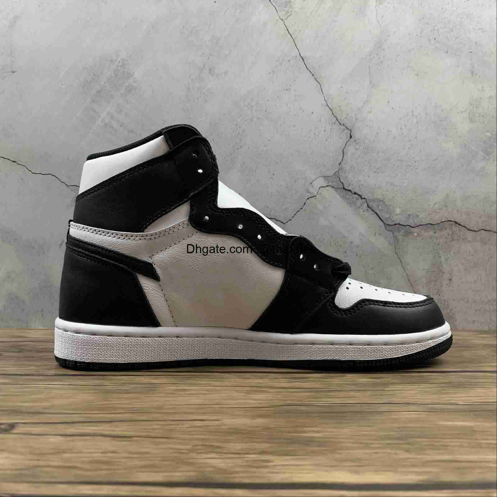 

High Original 1 Classical Jumpman Black White Designer Men Women Basketball Shoes Top Quality Sports Shoes Outdoor Sneakers With Box and Fast Delivery
