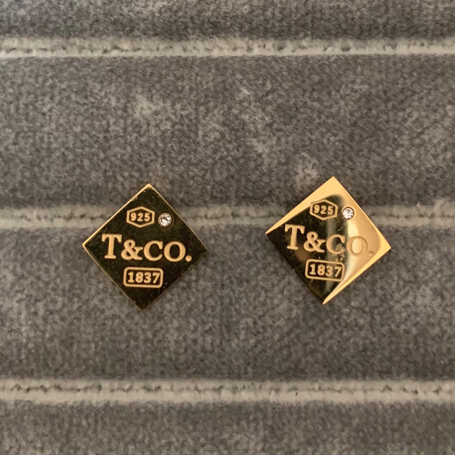 2023 chic Extravagant men women letter large small diamond square studs Classic design tiny earrings 316L Stainless Steel women stone CZ stud ear