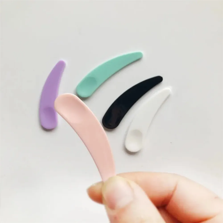 Disposable Mini Cosmetic Spatula Facial Cream Mask Spoon Small Makeup Scoops for Mixing and Sampling XB1