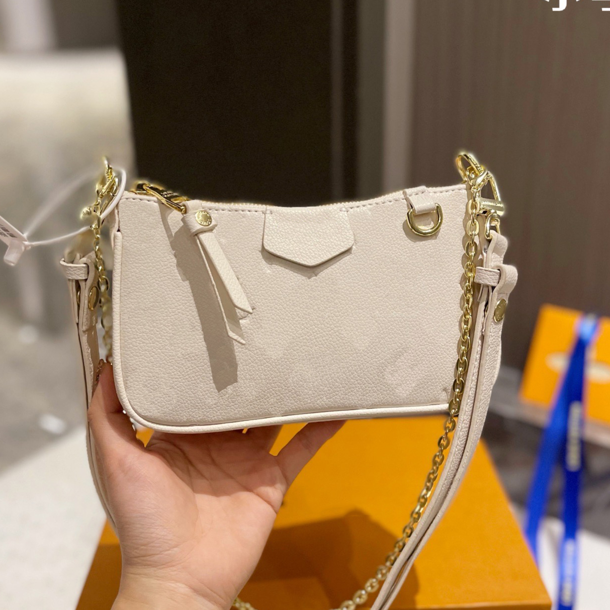 Sac de créateur Sac de Mahjong Easy Pouch On Strap Sac à bandoulière Sacs à main de créateur Pochette facile Portefeuille Femme Sac à chaîne