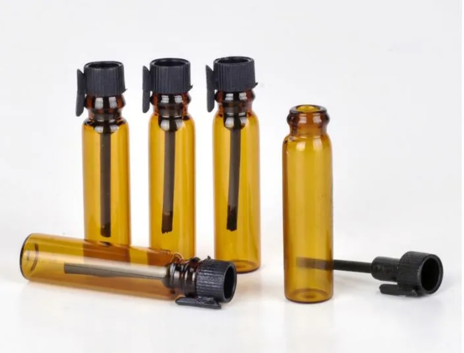high quanlity Refillable Amber 1ML ROLL ON fragrance PERFUME GLASS BOTTLES ESSENTIAL OIL Bottle Perfume Bottles b700