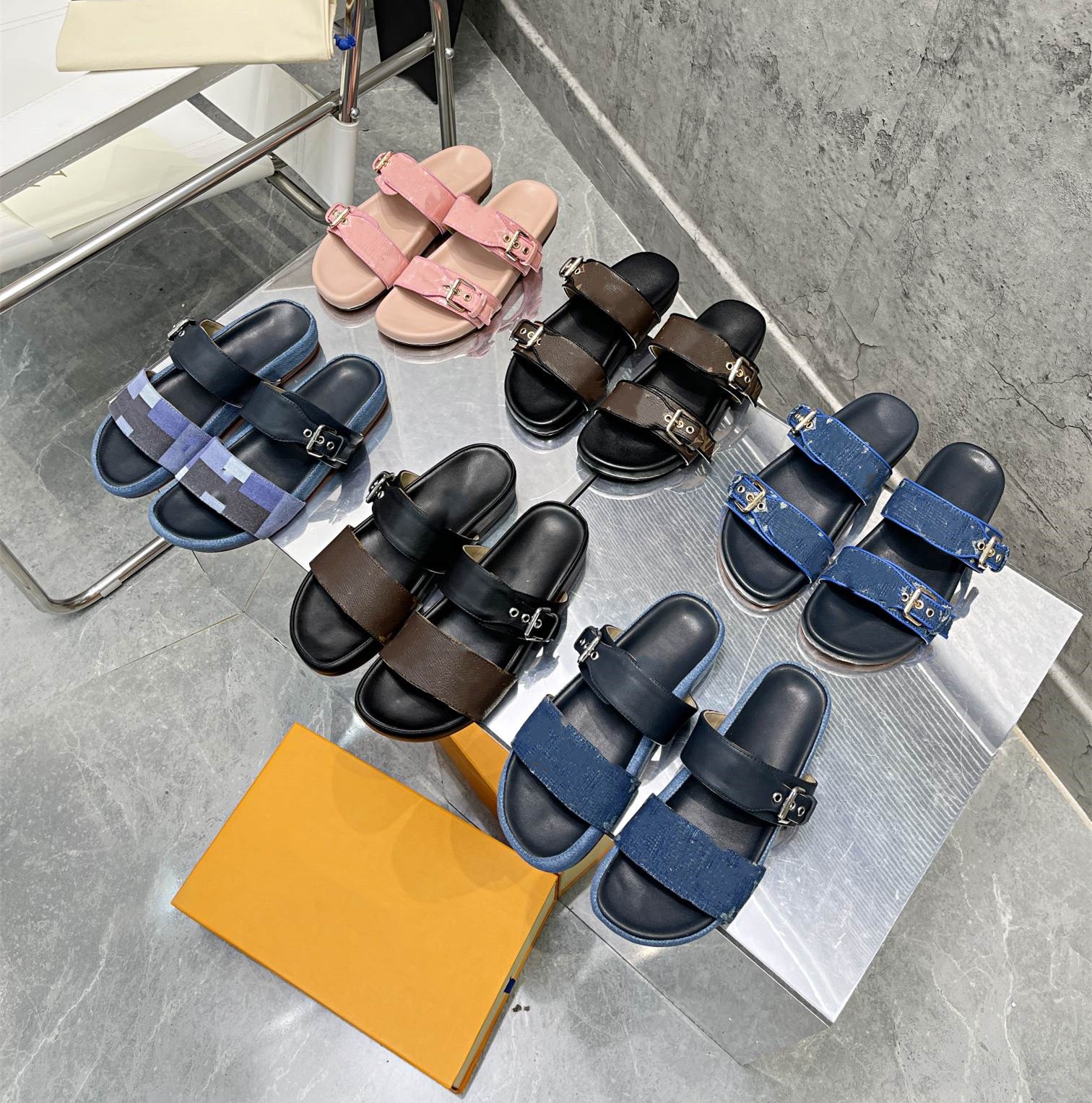 Luxury Brand Sandals moccasin bom dia flat comfort mule Beach Sandals Buckle Thick Sole Women Sliding Comfort Flat Slippers-image-887793368
