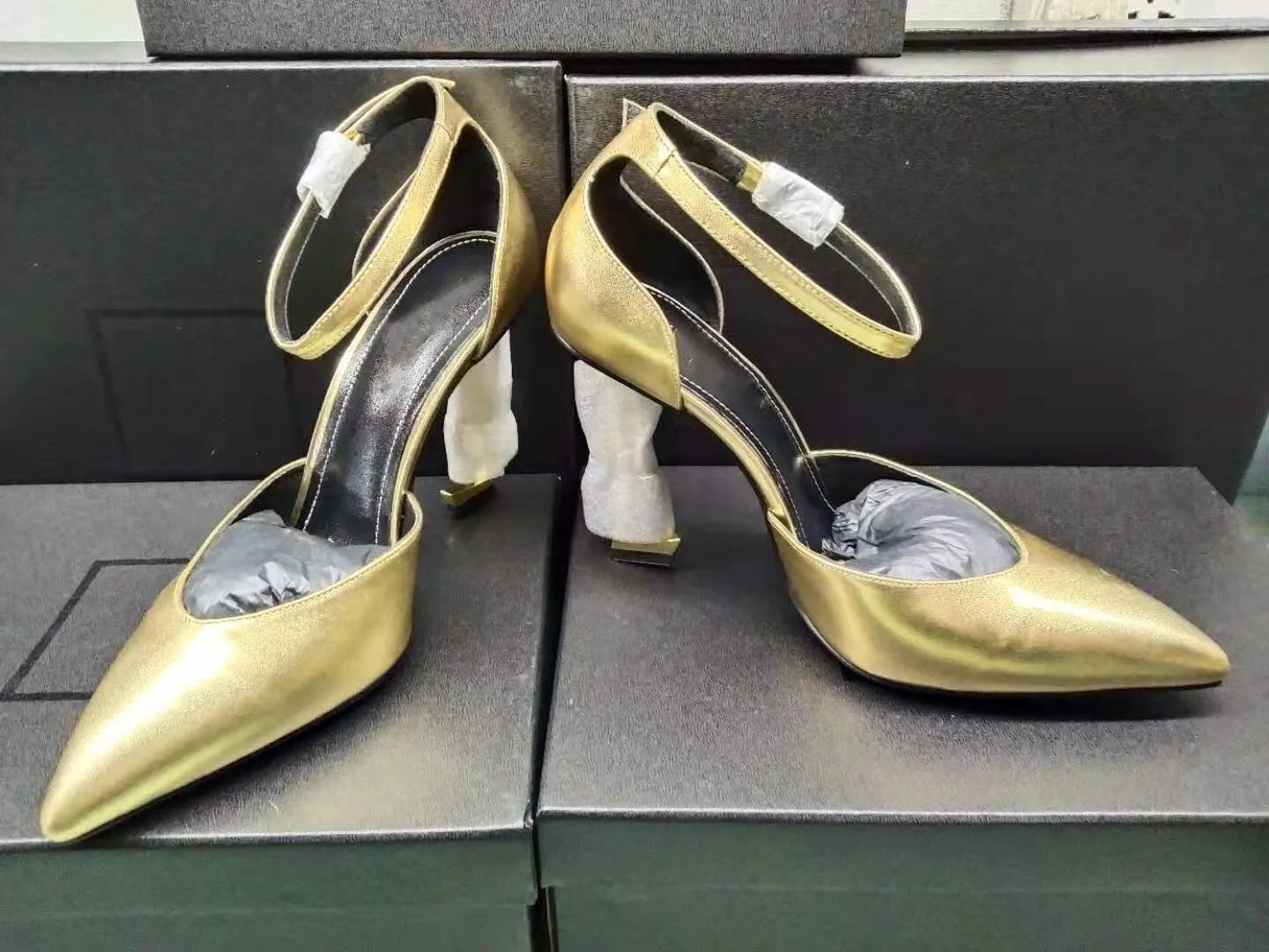 22ss Luxury brands designer golden Dress Shoes women high heels sandals pumps Opyum 110mm black patent leather pump pointed toe thin heeled