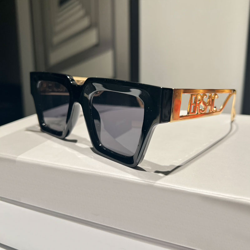 Designer Sunglass Polarized Sunglasses for Women Men Sun glass Classic Letter Design Goggle Adumbral 4 Color Option Eyeglasses-image-888172039