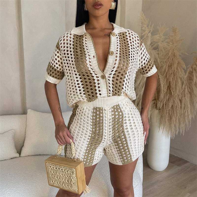 2026 Summer Designer Womens Tracksuits Sexy Hollowed Out Perspective Contrasting Lapel Knit Shorts Set Two Piece Sweater Set