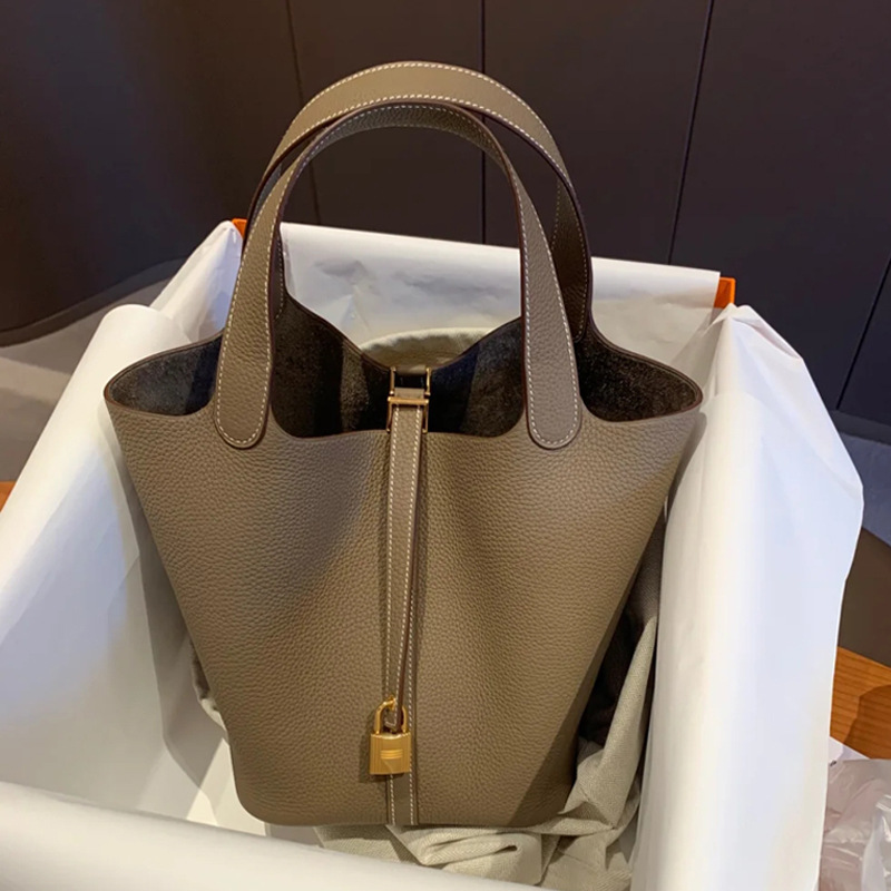 2023 nouvelle arrivée classique marché panier sac en cuir véritable sac seau grain de litchi couche supérieure peau de vache simple et polyvalent