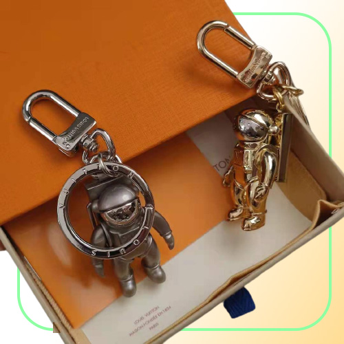 High qualtiy Keychains Key Ring spaceman keychain Porte Clef Gift For Men Women Souvenirs Car Bag with box RTGXJ