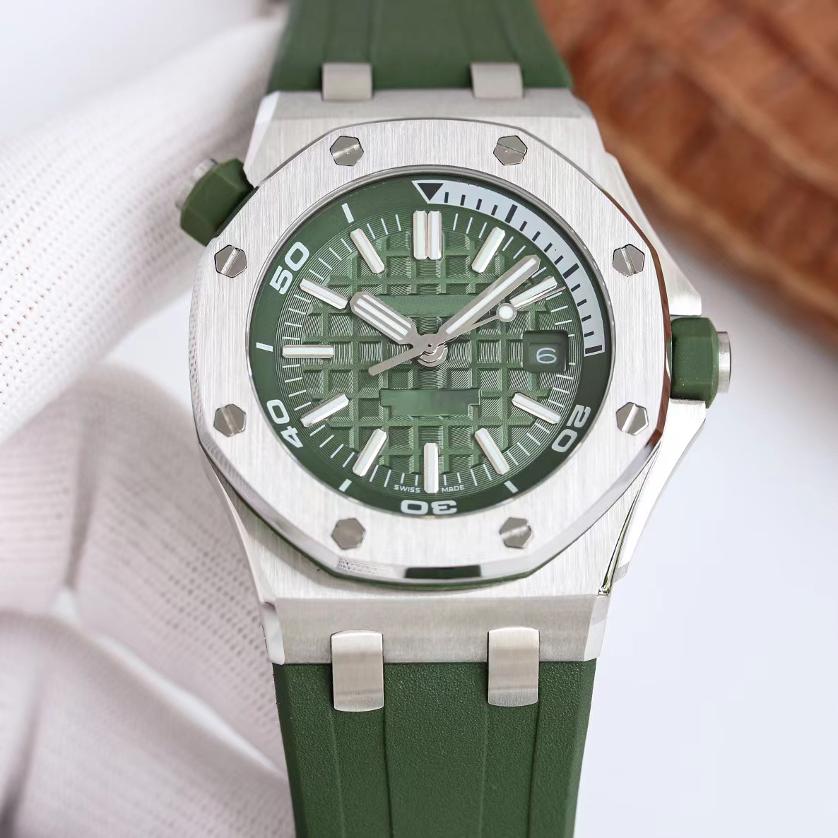 

designer watch for mens 42mm Mechanical watch Stainless steel sapphirine transparent table back High quality Series 15500 with box