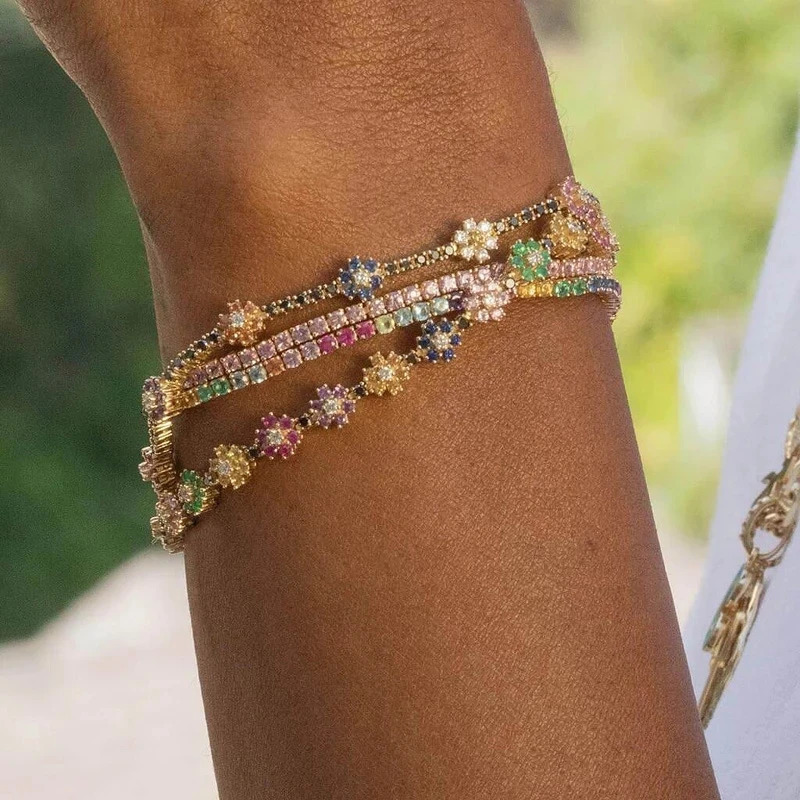 Charm Bracelets 2023 Arrived Fashion Thin Sparking Cz Colorful Flower Link Chain Bracelet Women Charming Romantic Gold Color Wedding Jewelry 231101