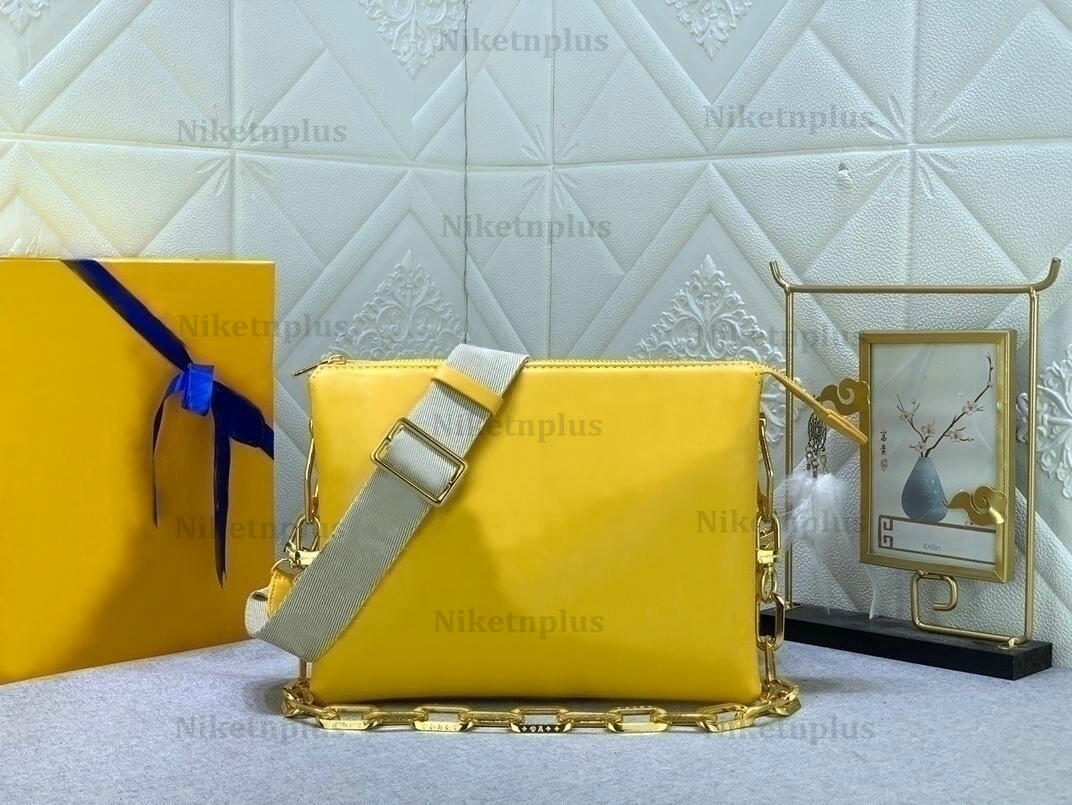 

Designer Pillow-like Coussin PM Bag Women 2023 Puffy Handbags Embossed Monograms Pattern M21198 M21263 M21769 clutch Shoulder Bag with chunky chain