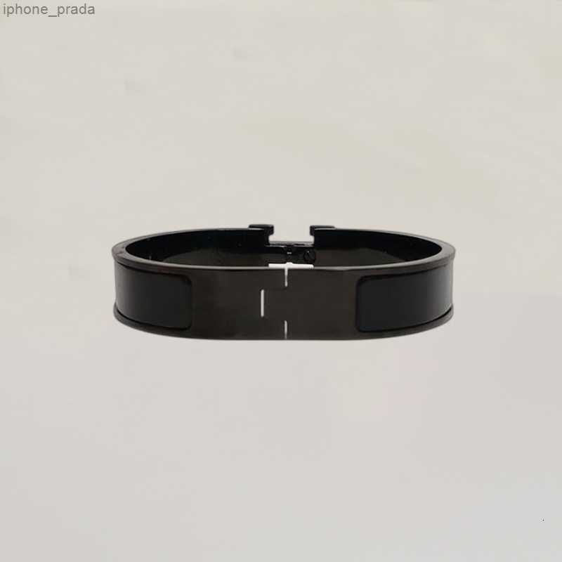 

Designer H Bangle Men Women Black Letter Bracelets Luxury Design Jewelry Colorfast Hypoallergenic