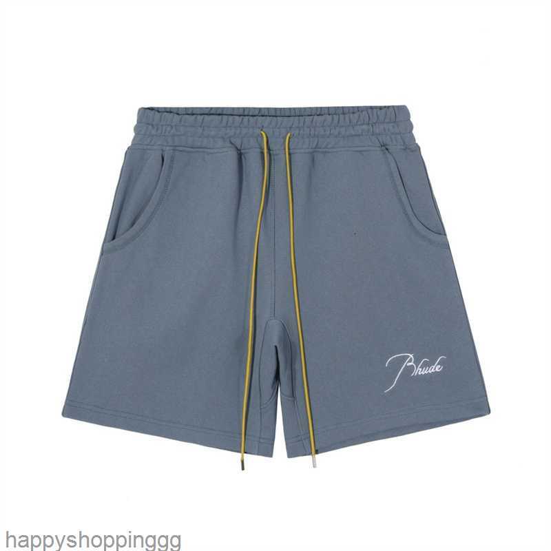 

rhude shorts premium with RH signature script embroidered on the front featuring twin side pockets and a custom chevron back pocket extened drawstrings short lpm, No4