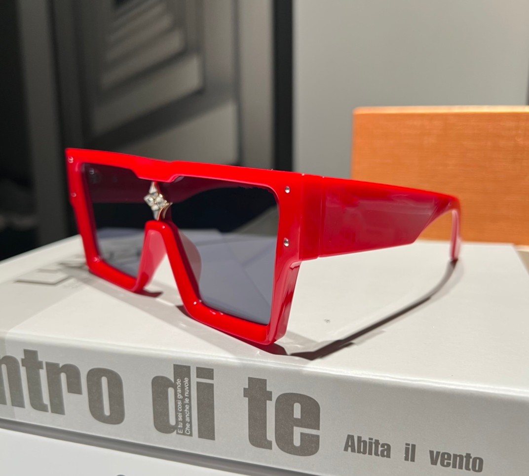 Designer LOU VUT luxury cool sunglasses 2023 Cyclone For Men and Women style Z1578W Anti-Ultraviolet Retro Plate square Full Frame Brand Random 8-image-866401064