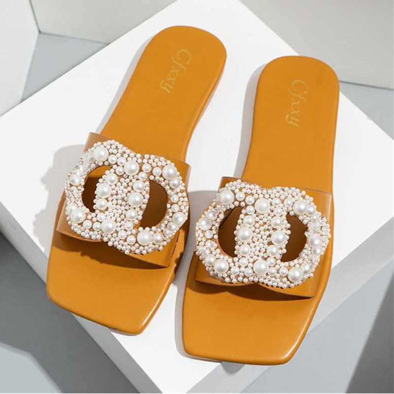 

Designer Slippers Famous Pattern One Line Casualslides Fashion Solid Pearl Sandals Womens Shoes, Black