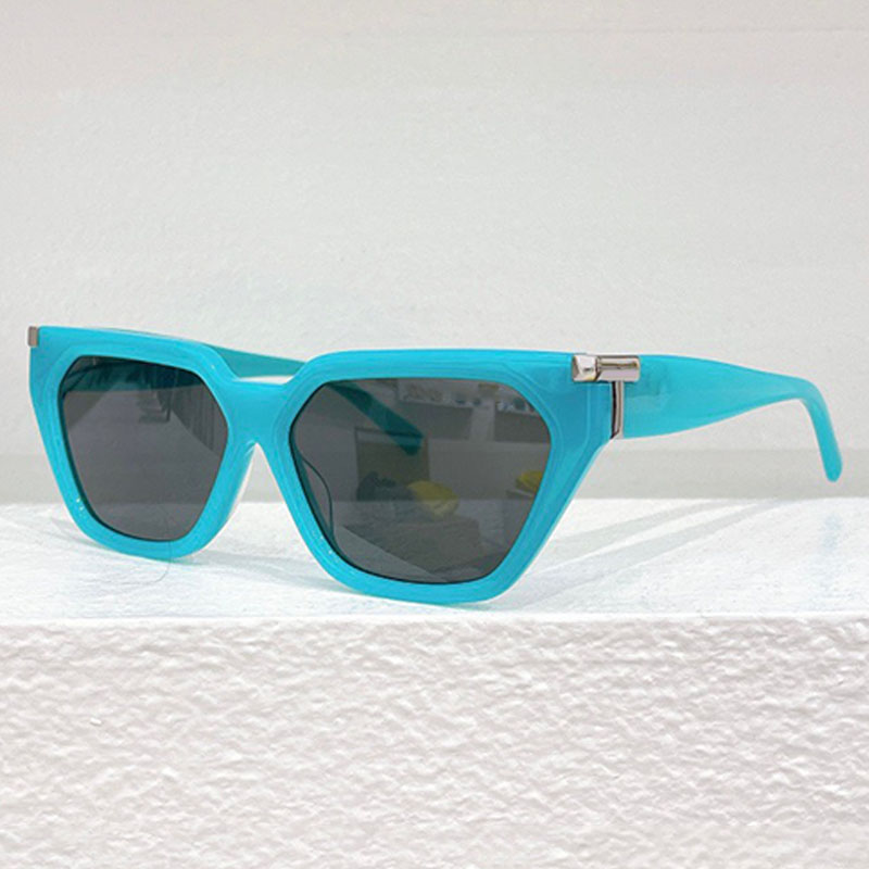 Oversize rectangular cat eye fashion minimalist mens and womens designer sunglasses TF4205 sheet frame gradient Lunettes leisure vacation outdoor-image-917109574