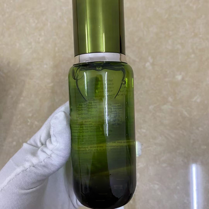 

The Treatment Lotion Moisturizing Tightening Serum Hydrating Essence for Women Skin Care