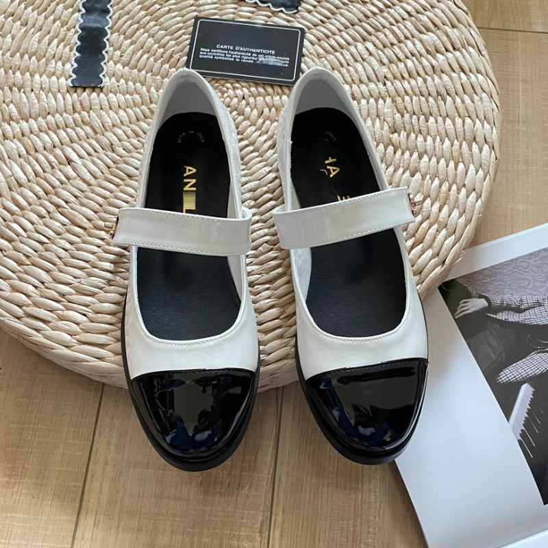 Luxury Low Heels Shoes Brand Dress Shoes Black and White Logo Buckle Shoes-image-917162266