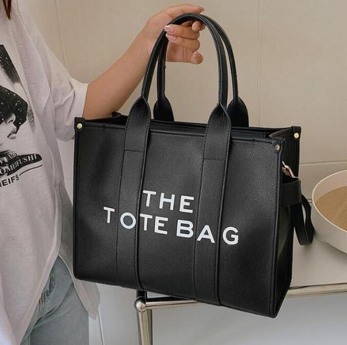 

The Leather Tote Bag Marc Womens Handbag Debossed Signature Branding Totes Bags Shoulder Crossbody Colorblock Bags Canvas Designer Large Purses J005