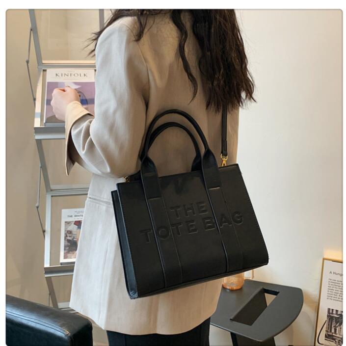 

Designer Tote Bag Women Handbag Shoulder Bag Mini Leahter Canvas Crossbody Shopping Luxury Fashion Totes Bags Black Large Marc Handbags uuy, White