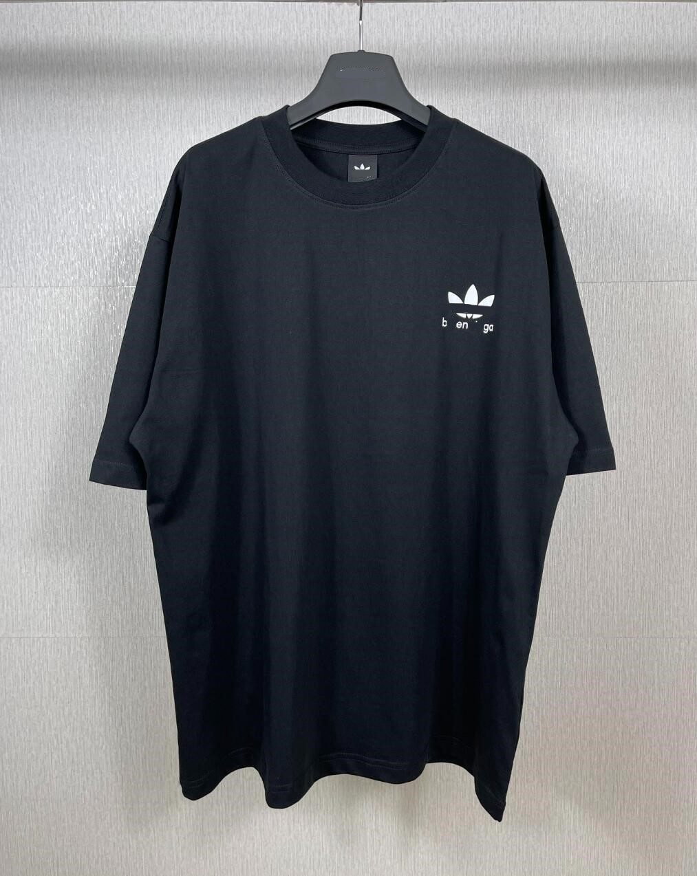 

Men Oversize Tees Round Neck Tshirts Summer Pure Cotton Short Sleeved Color Black White T-Shirts Trendy Youth Off Shoulder Style Pullover Tops