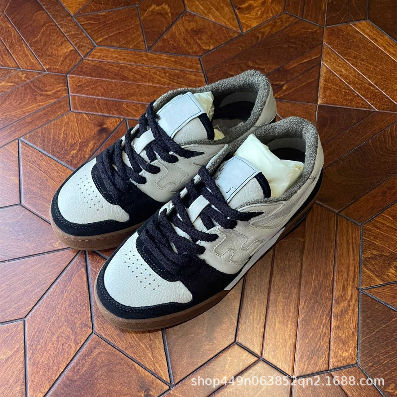 

Designer Shoes f Sneakers color matching sneakers early spring 2023 New gentle soft soled shock absorbing style Fashion matching elevated couple shoes, White