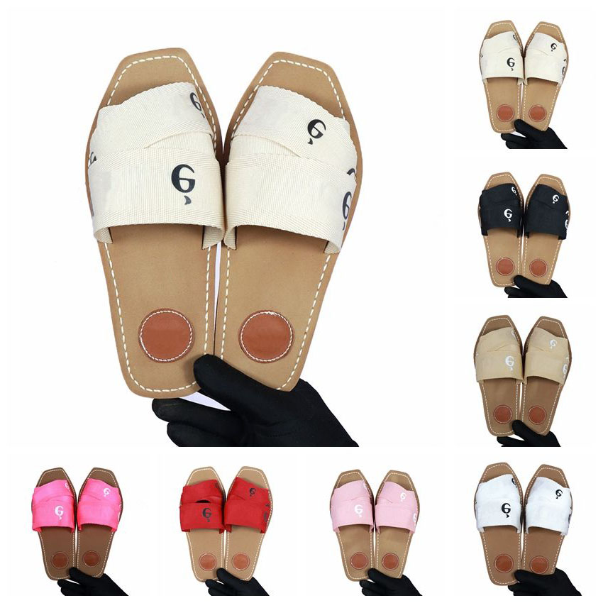 

High quality Women designers slippers summer rubber Luxurys sandals slide fashion scuffs black white red beach slippers indoor outdoor Luxury brand platform shoes, With box