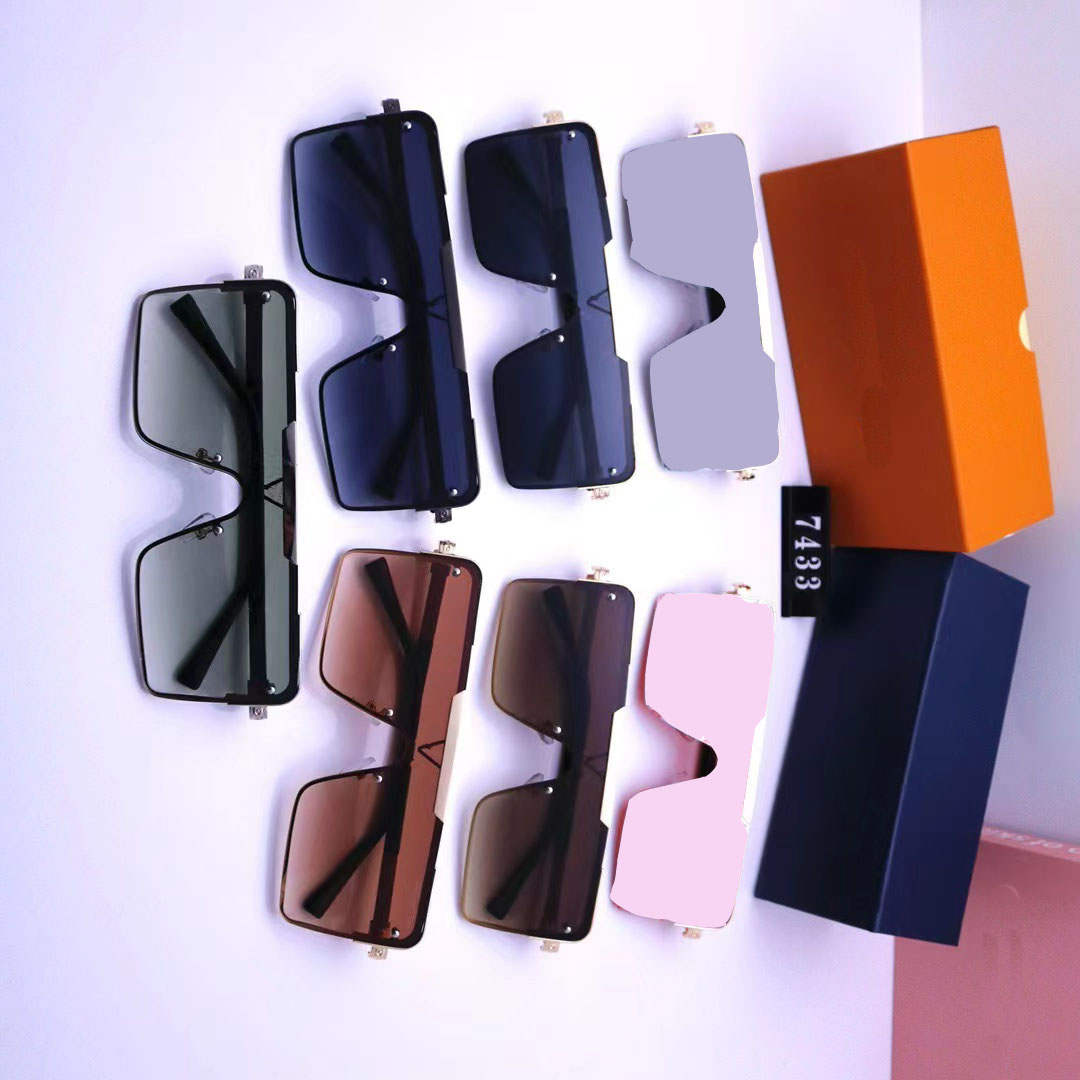 

Luxury Designer Eyeglasses Sunglasses Fashion Glasses Man Classic Women Outdoor Beach Sun Glasses UV400 Protection Lenses Can with Original Box