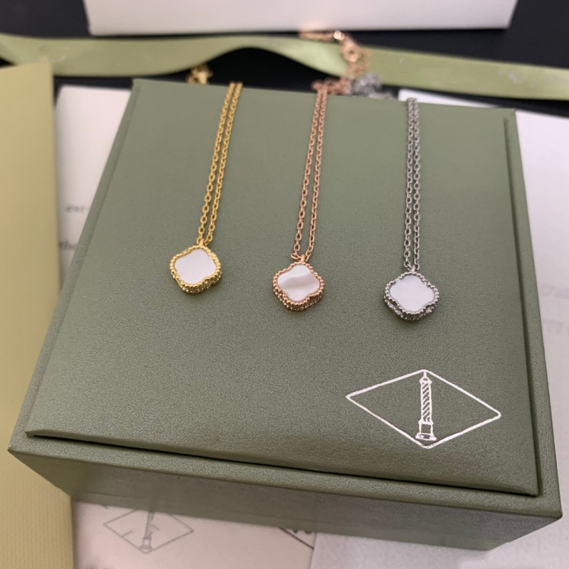 

four leaf clover necklace designer womens gold chain heart tennis clovers pendant necklaces crystal cuban link chains hip hop jewelry women pearl schmuck pendants