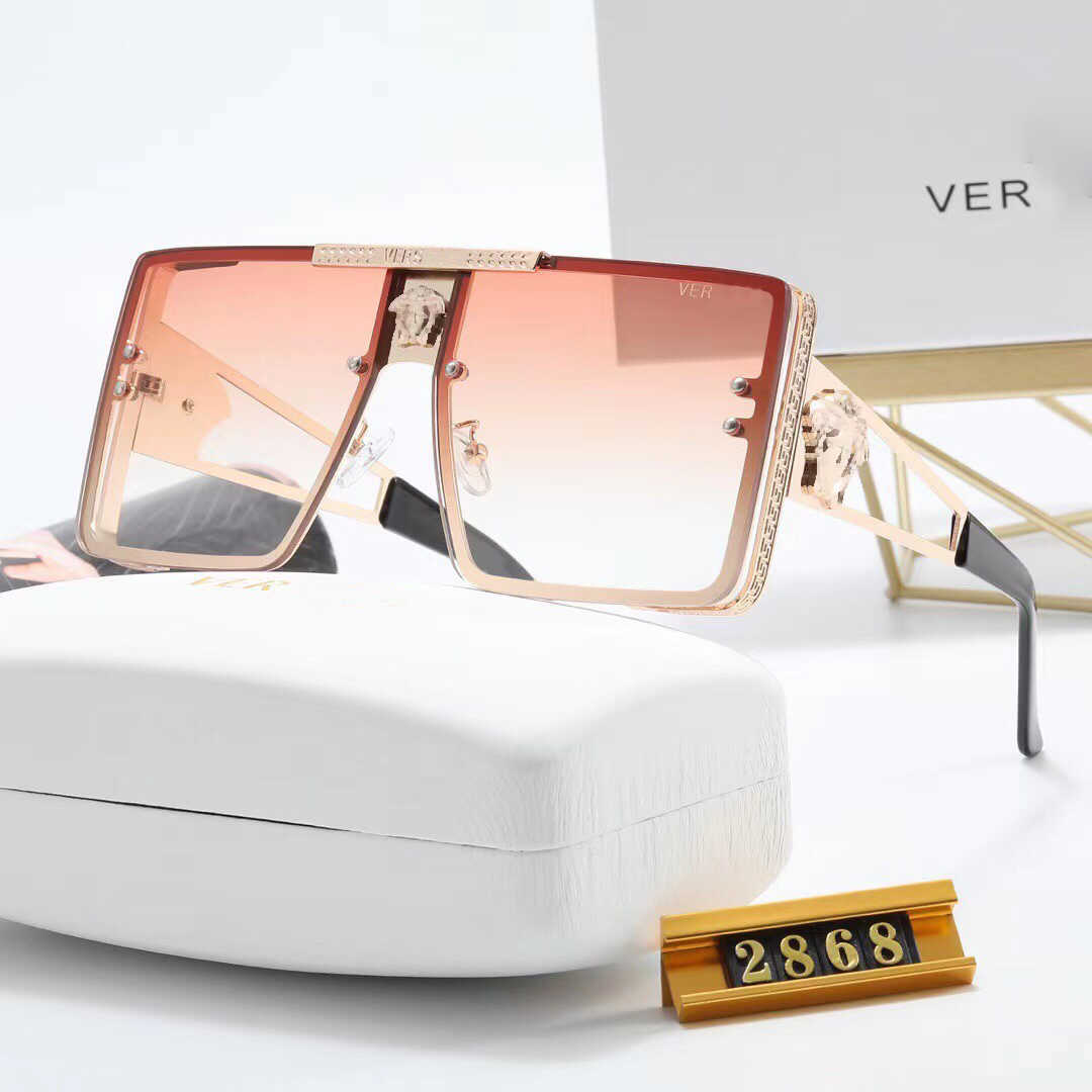 

Luxury Designer Versage Sunglasses Men's Women's Vercace Sunglasses Fashion Outing Sunglasses Driving Holiday Glasses Large Frame Anti-uv Moisture Pink 2868