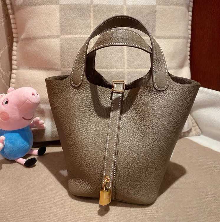 

Designer Highend Order Togo Leather Vegetable Basket Women's Hand Bucket Large Capacity Light Luxury Bag WomenMMB9PEH4 Picotin, Milk shake white small size (high-end