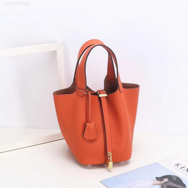

Designer Luxury h First Layer Litchi Grain Leather Bucket Brand Fashionable Gold Buckle Kraft Vegetable Basket Women's Bag Picotin, Rose red