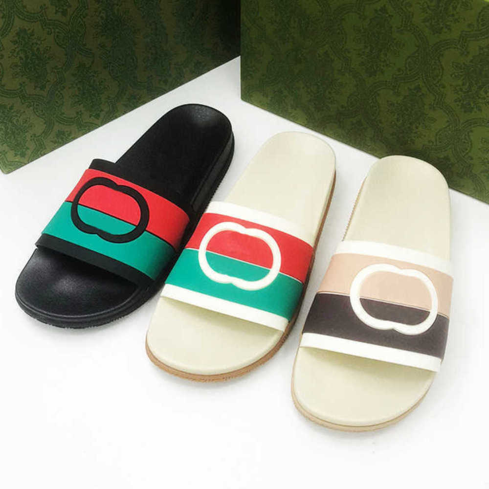 

New Men Rubber Interlocking Slide Sandal Striped Platform Rubber Slipper Flat Beach Slipper Gear Bottoms Flip Flop 35-46 NO440