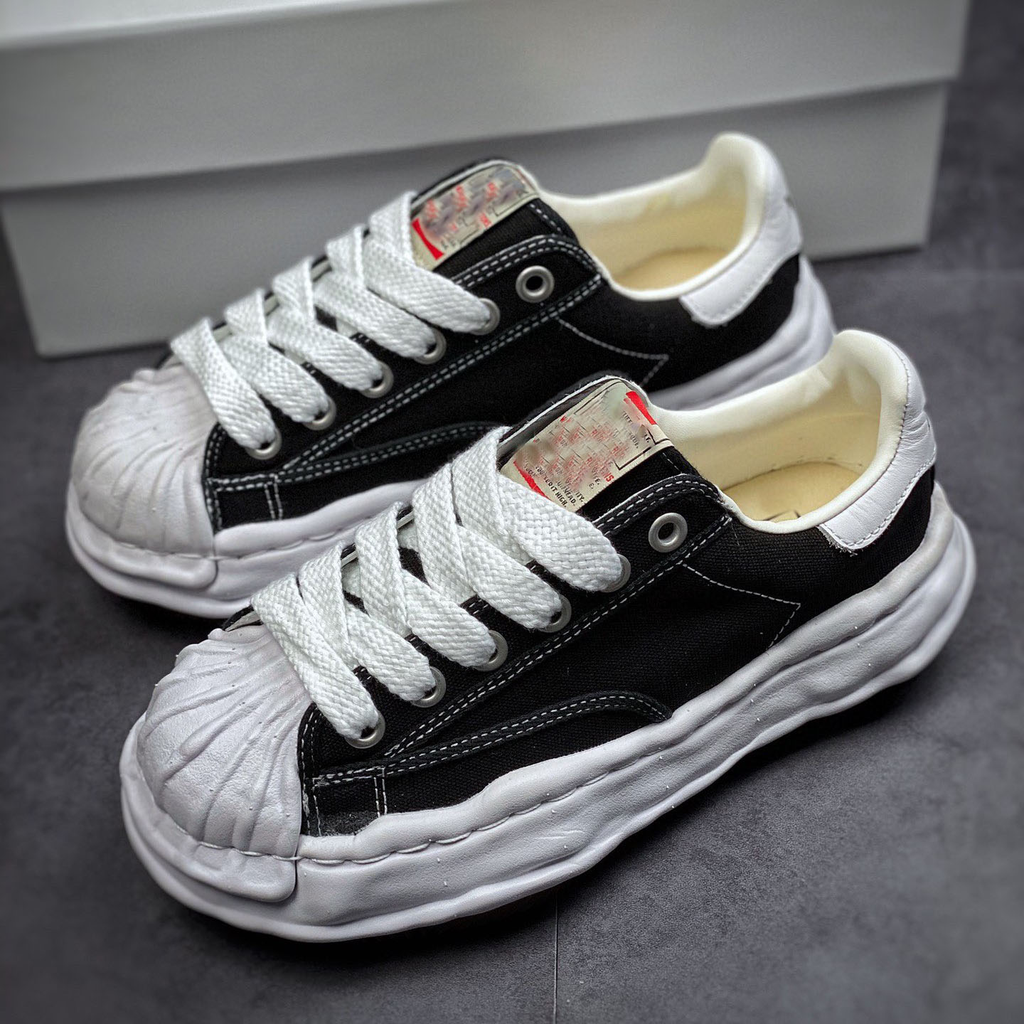 

Luxury Mihara Yasuhiro toe casual shoes sneakers for men and women Mmy shoes home Sanyuan Kangyuyuan sole couple low-cut canvas shoes., Purple