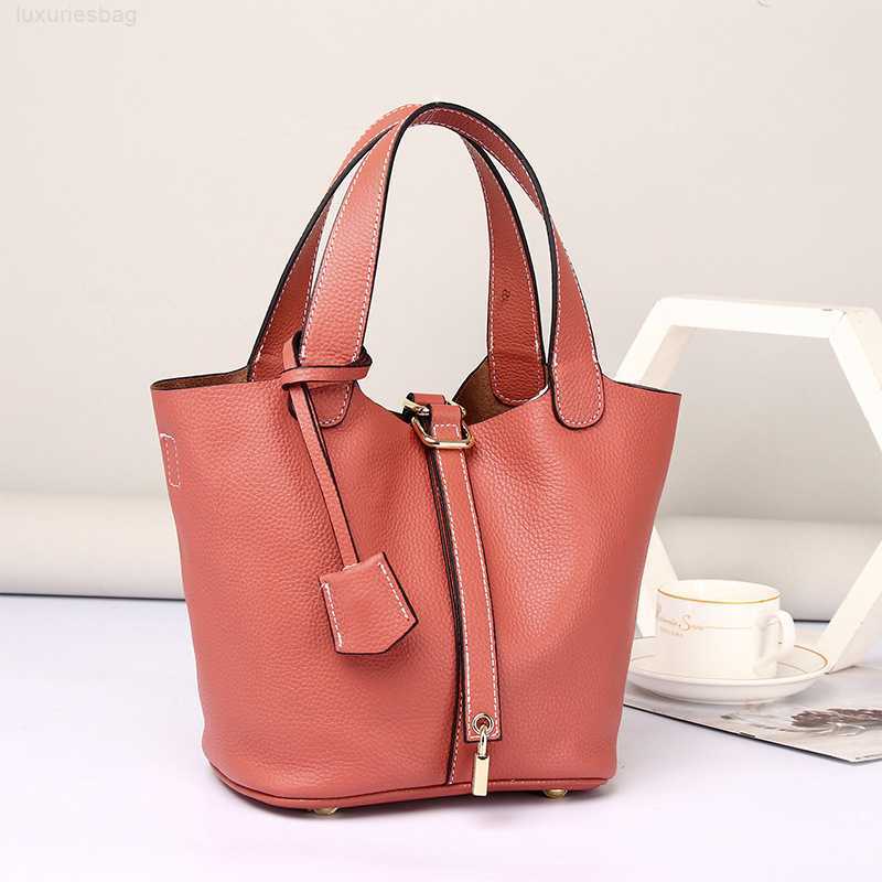 

Designer Vegetable Basket Bucket Light Luxury Leather Handbag Single Shoulder Large Capacity Crossbody Women's Bag0L6172QK Picotin, Black7