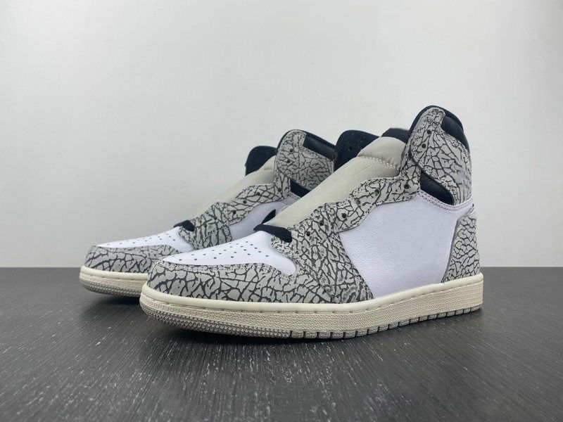 

2023 Basketball shoes Special Edition Jumpman 1 High OG White Cement Tech Grey Muslin Black White I Fashion Sport Zapatos Sneakers Top Quality Ship With Box Size US7-13