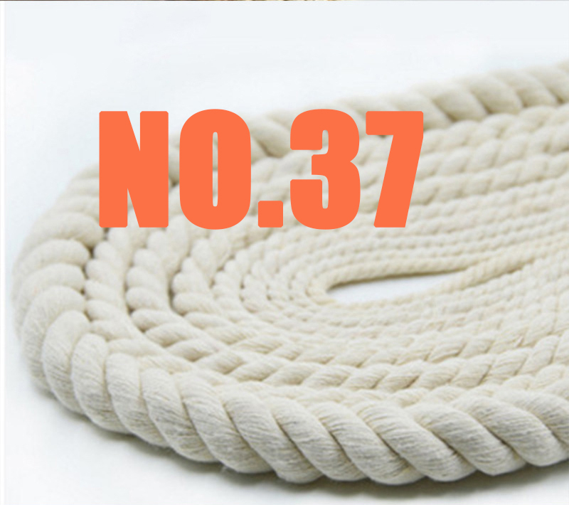 

This is a plain white rope, product number 00000037