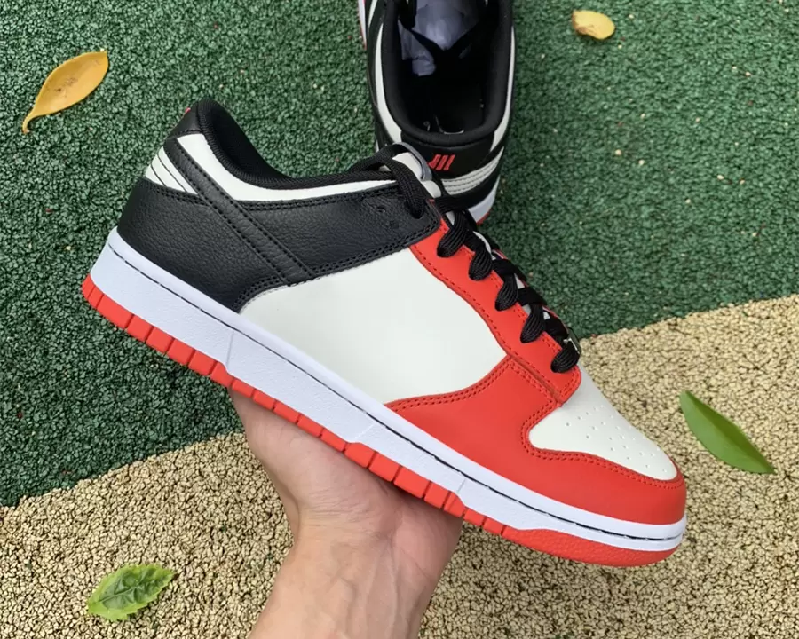 

2023 basketball Shoes DK Low EMB 75th Anniversary Skateboard shoes Sail Black Chile Red Sports Shoes Outdoor Sneakers Send With Box