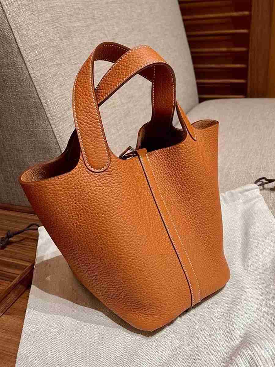 

Designer Luxury Bag Style Vegetable Basket Bucket Leather Portable Shoulder Messenger Bag4JQ8P5FU Picotin, White8