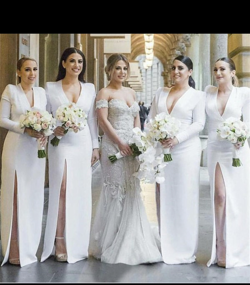 

2023 Plus Size Arabic Aso Ebi Sheath Sexy Bridesmaid Dress Deep V-neck Satin Evening Prom Formal Party Birthday Gowns Dresses ZJ4044